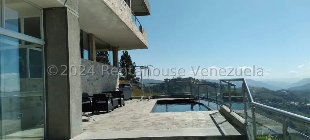 House in Caicaguana, Caracas - 1