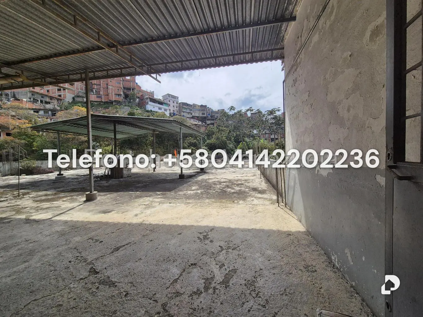Building in El Junquito, Caracas – 23