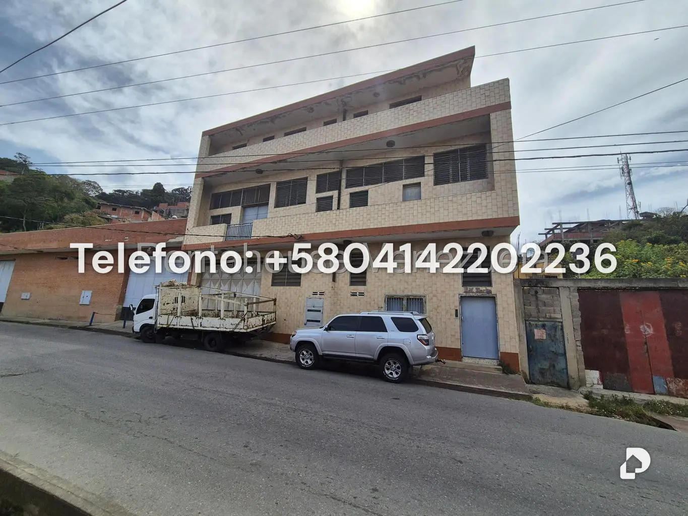 Building in El Junquito, Caracas – 27