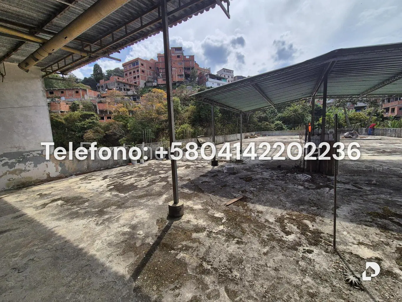 Building in El Junquito, Caracas – 18