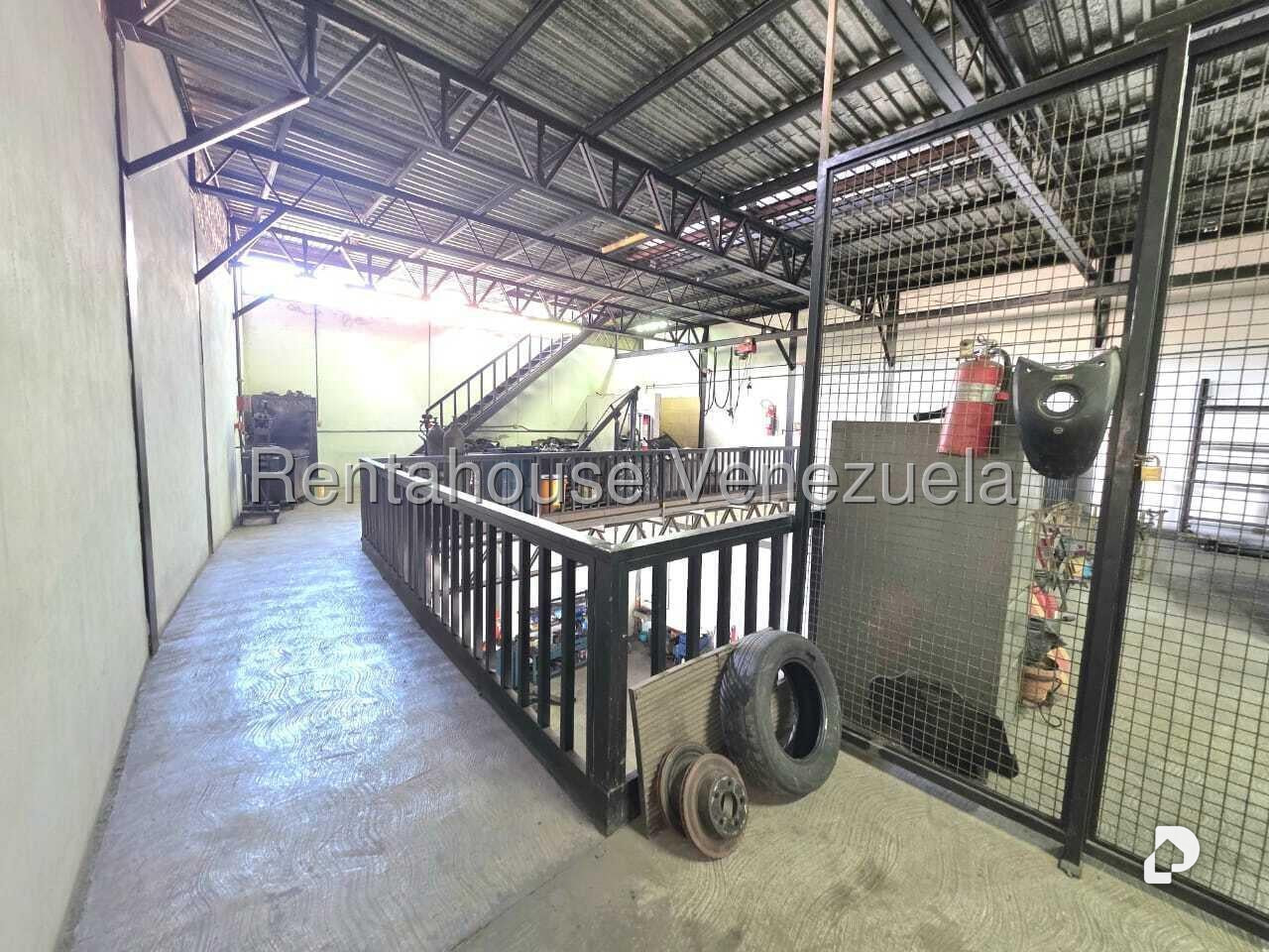 Local comercial en Prado de María, Caracas – 6