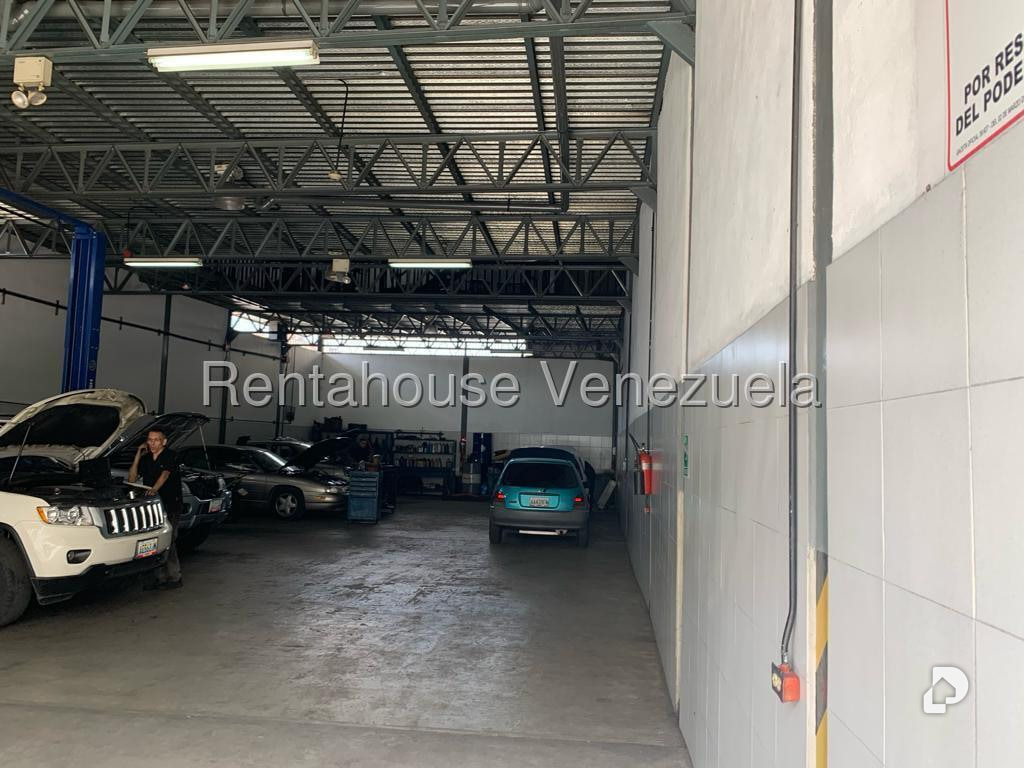 Local comercial en Prado de María, Caracas – 9