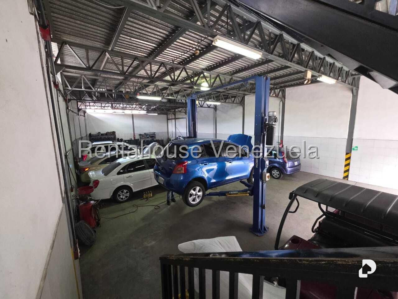 Local comercial en Prado de María, Caracas – 2