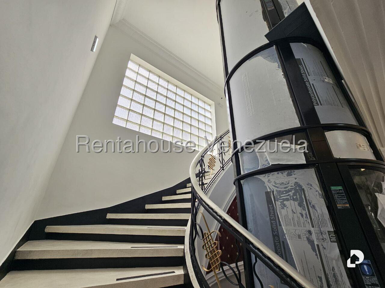 Local comercial en San Bernardino, Caracas – 14