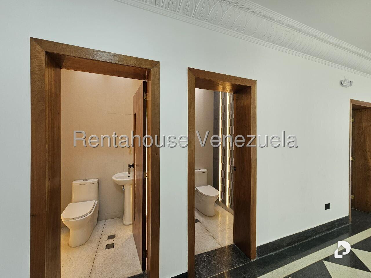 Local comercial en San Bernardino, Caracas – 26
