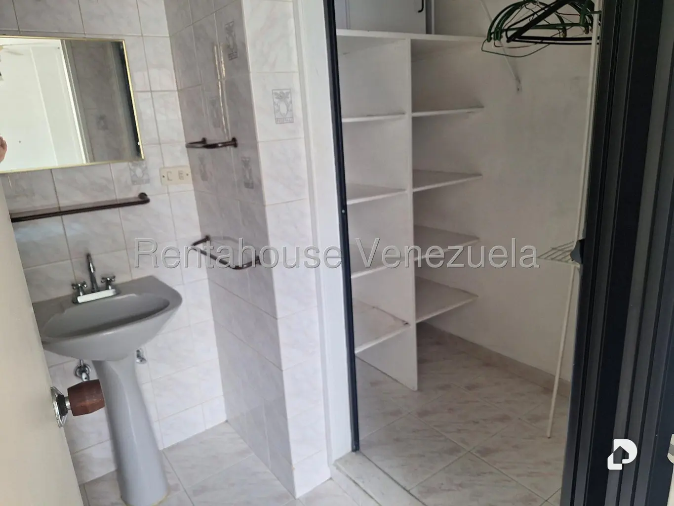 Apartamento en El Recreo, Caracas – 13