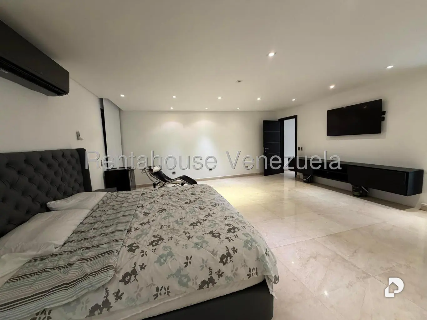Penthouse en Los Naranjos (del Cafetal), Caracas – 16