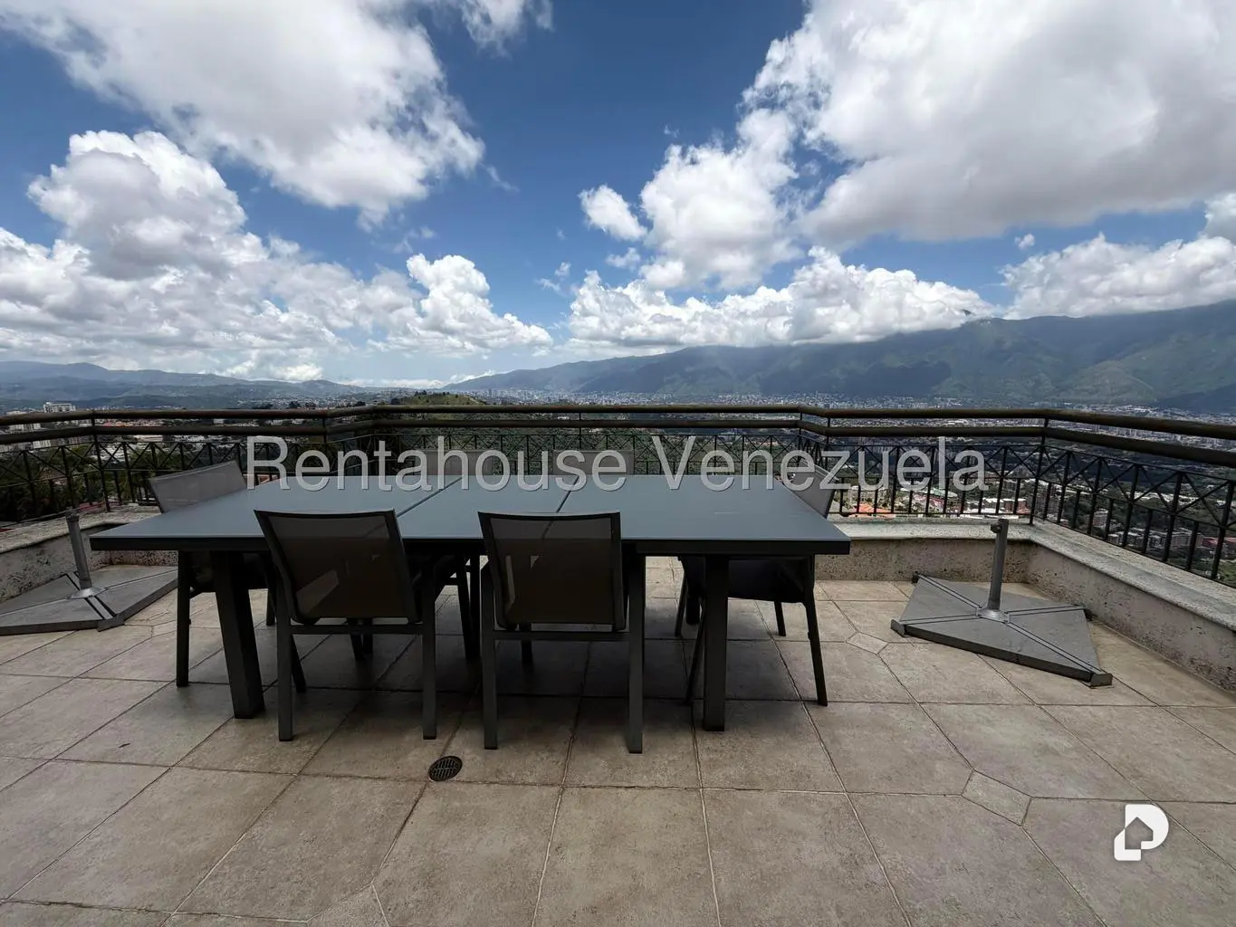 Penthouse en Los Naranjos (del Cafetal), Caracas – 22