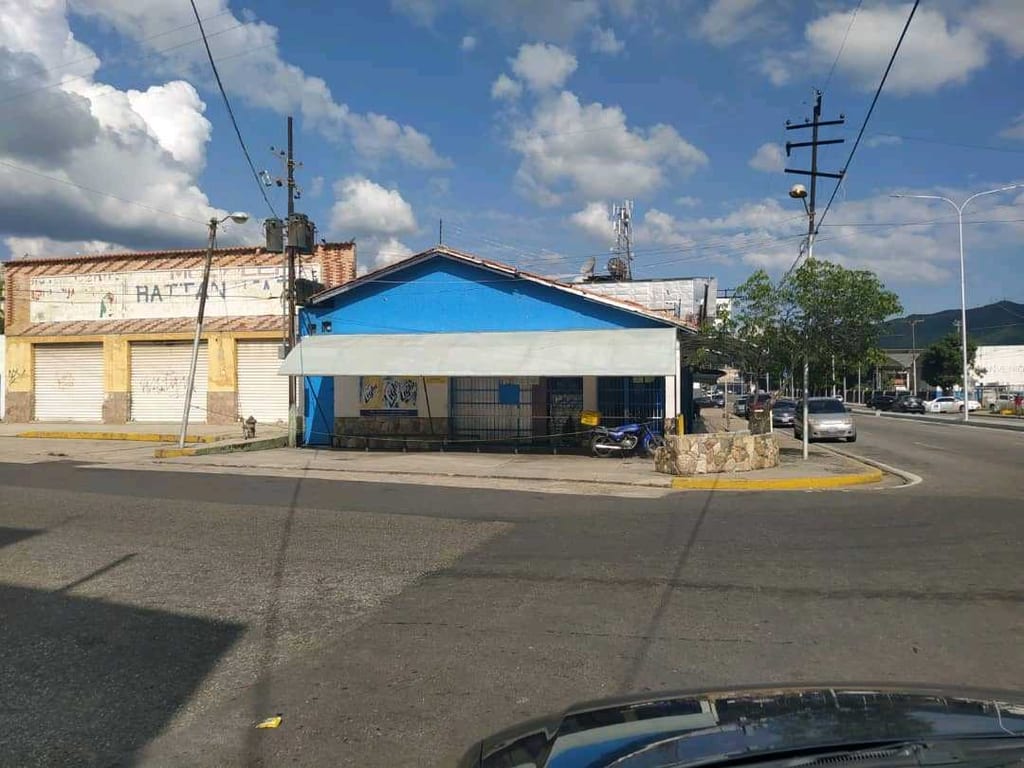 Local comercial en Naguanagua, Valencia - 1