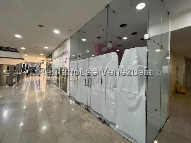 Commercial space in Los Dos Caminos, Caracas - 1