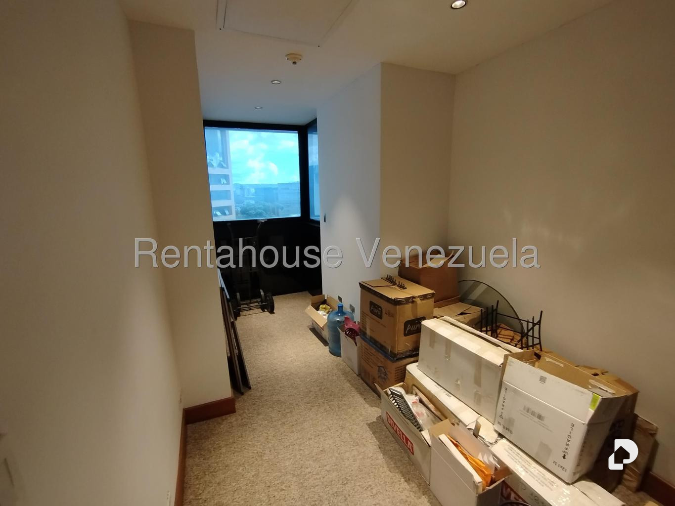 Oficina en El Rosal, Caracas – 14