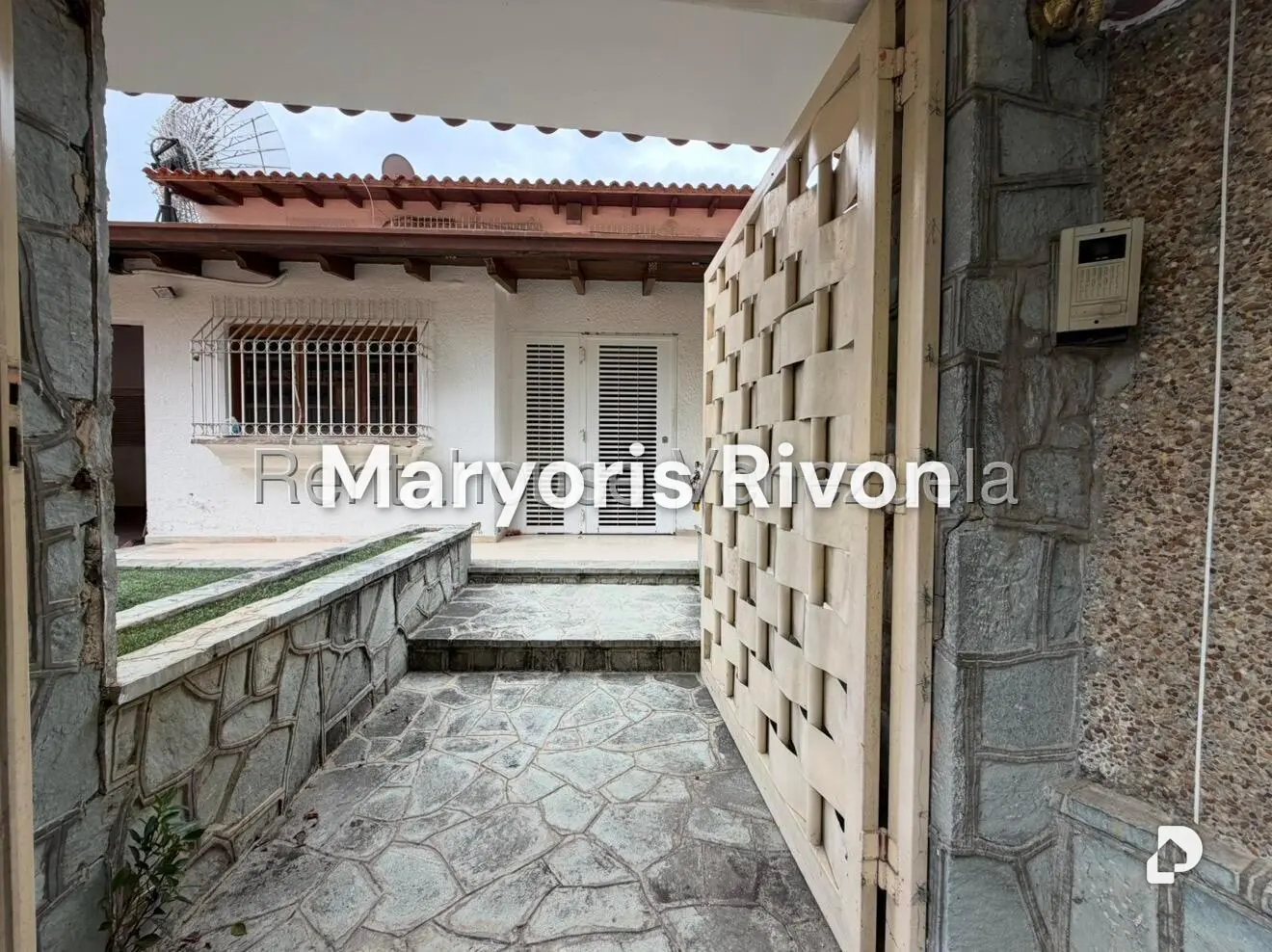 Casa en Colinas de Santa Mónica, Caracas – 4