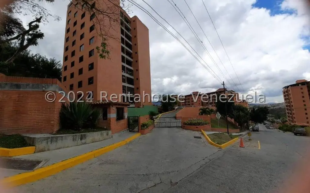 Apartamento en Colinas de La Tahona, Caracas - 1