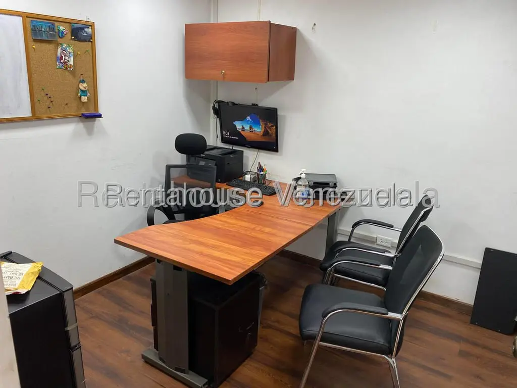 Oficina en Las Delicias de Sabana Grande, Caracas - 1
