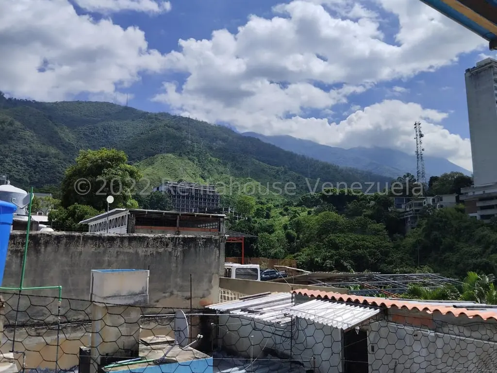 Local comercial en Maripérez, Caracas - 1
