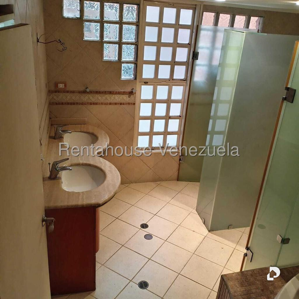 Casa en La Trinidad, Caracas – 27