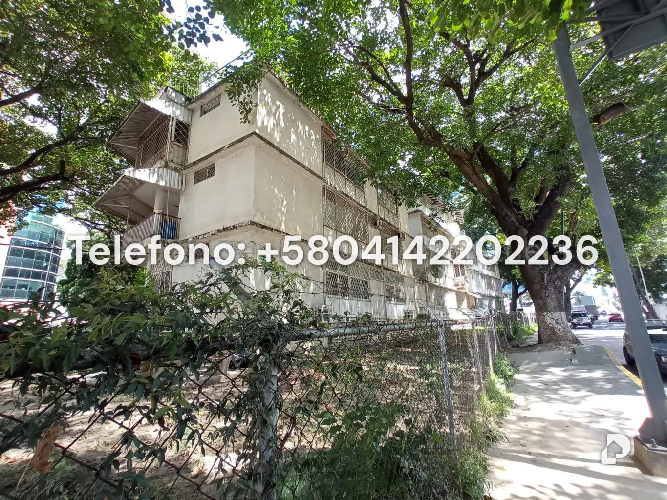 Apartamento en Las Mercedes, Caracas – 1