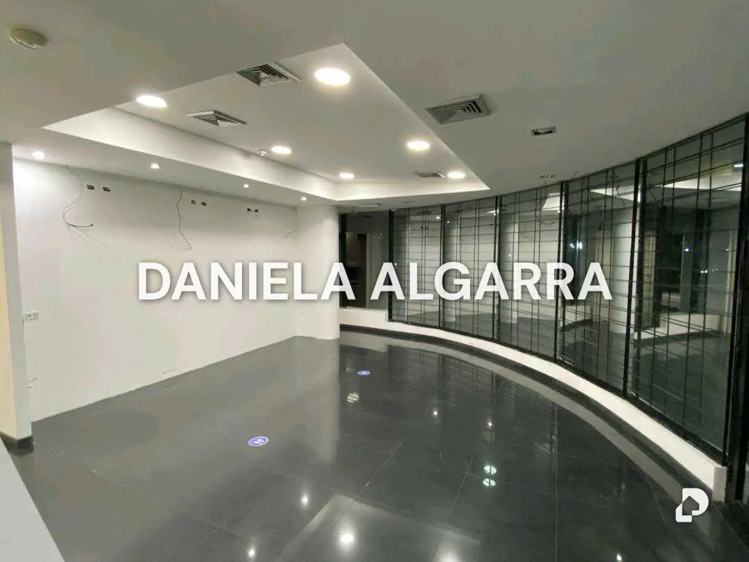 Commercial space in El Remanso, Valencia – 1