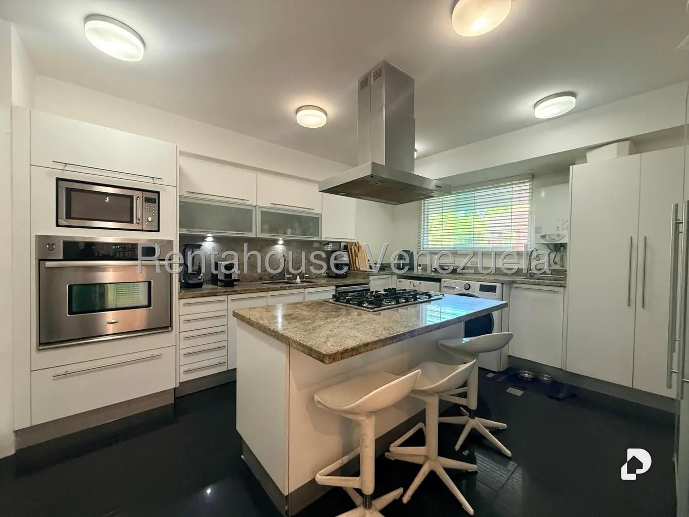 Apartamento en Oripoto, Caracas – 24