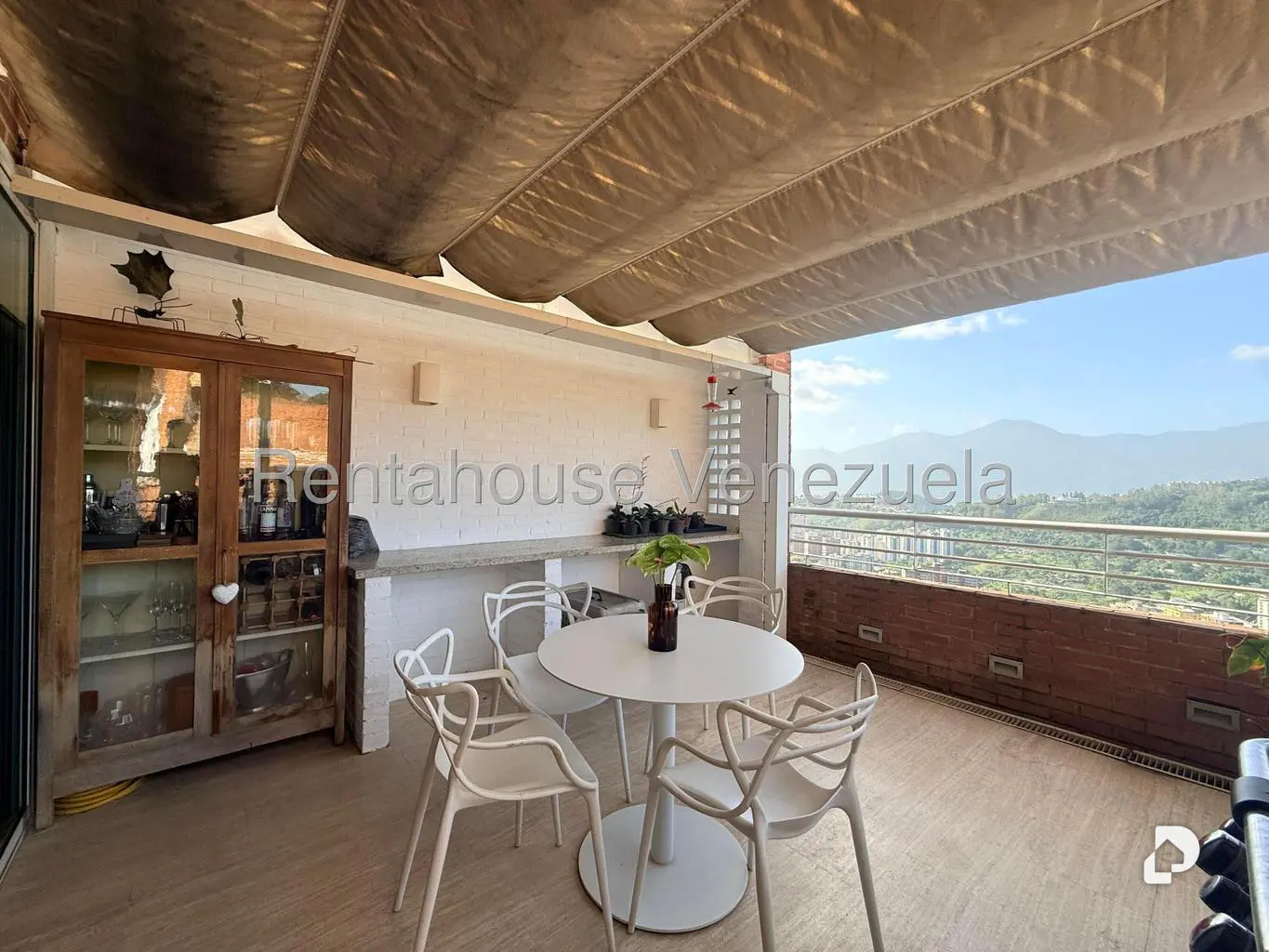 Apartamento en Oripoto, Caracas – 17