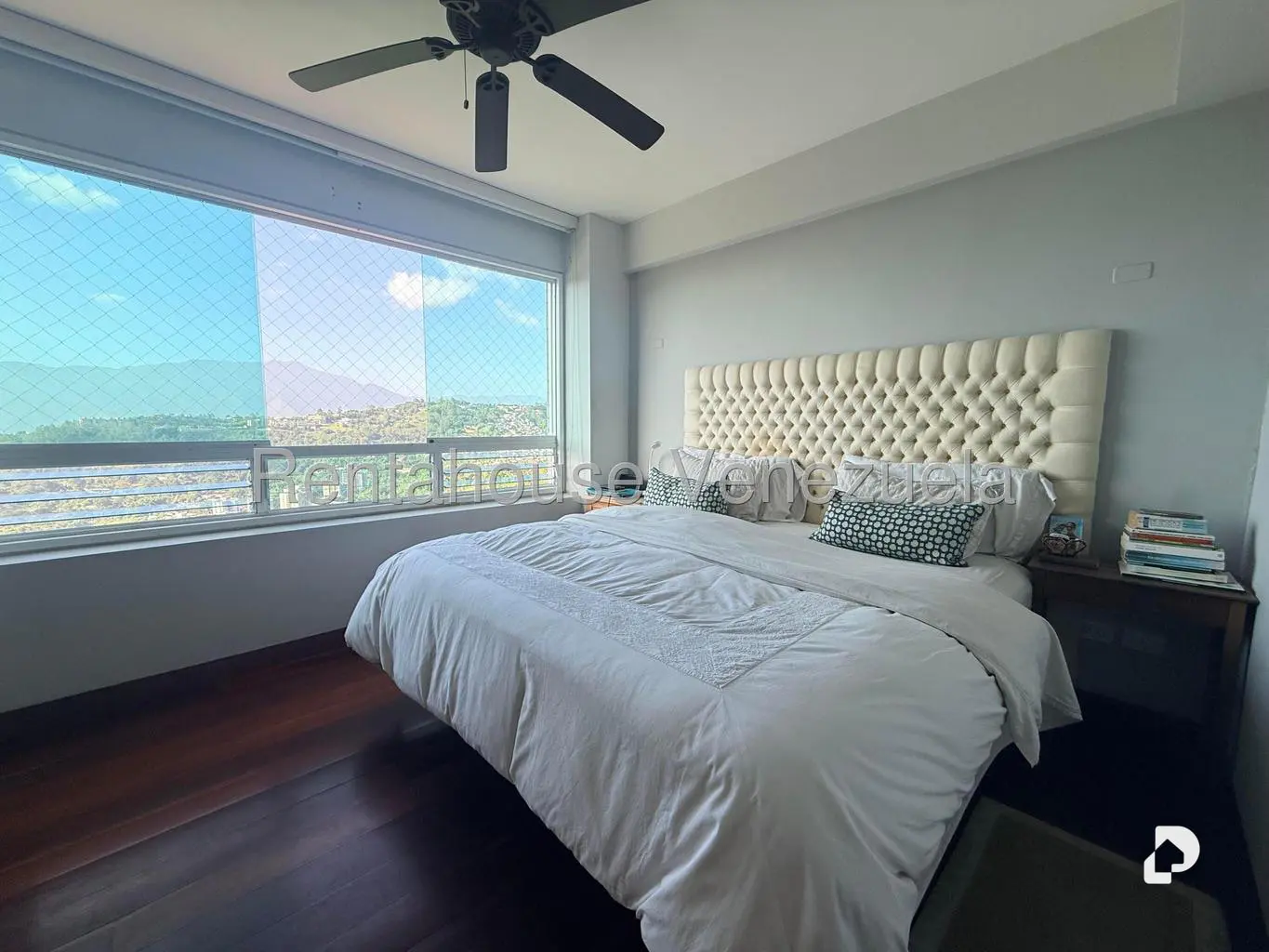 Apartamento en Oripoto, Caracas – 29