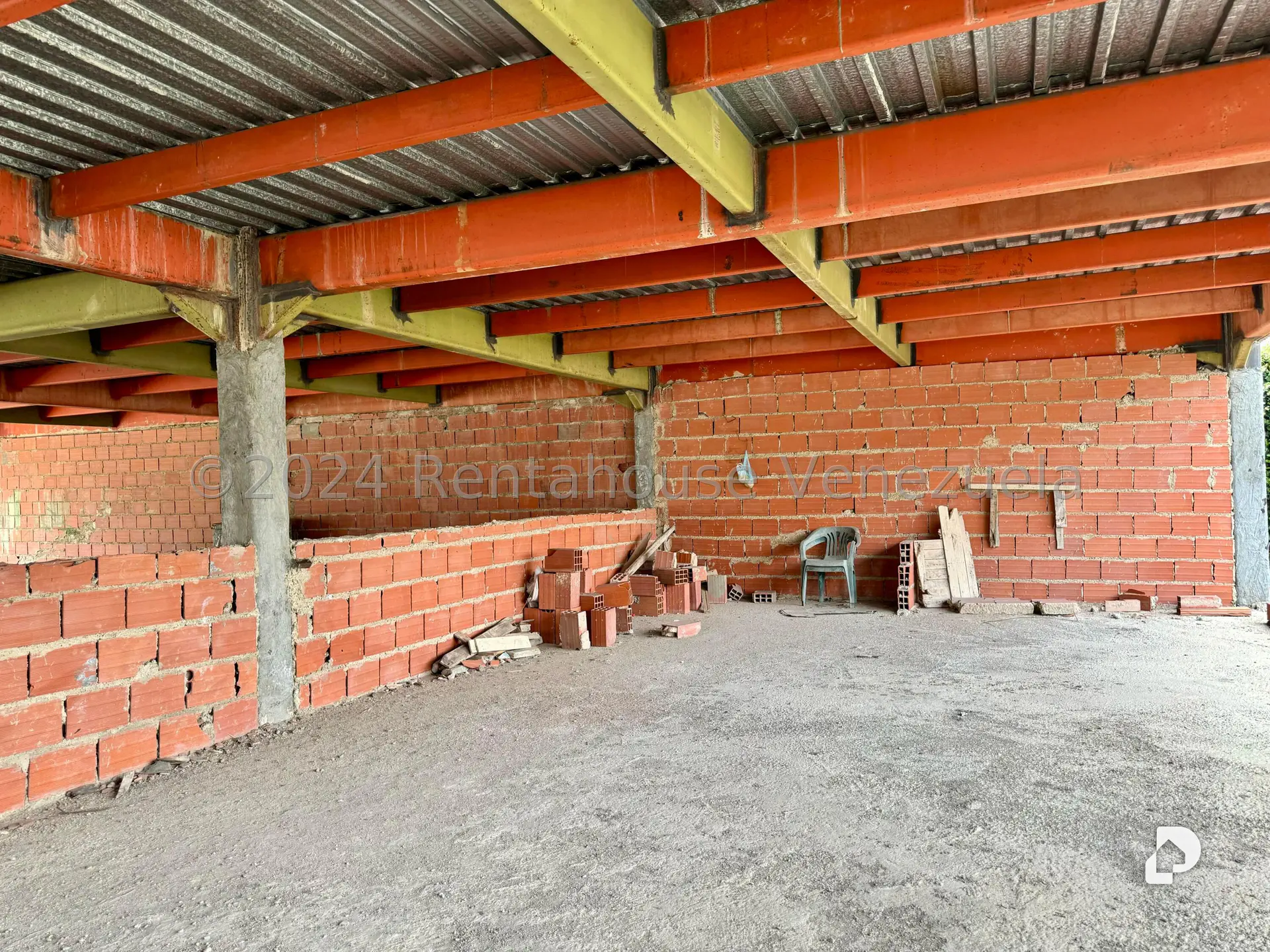 Local comercial en El Paraíso, Caracas