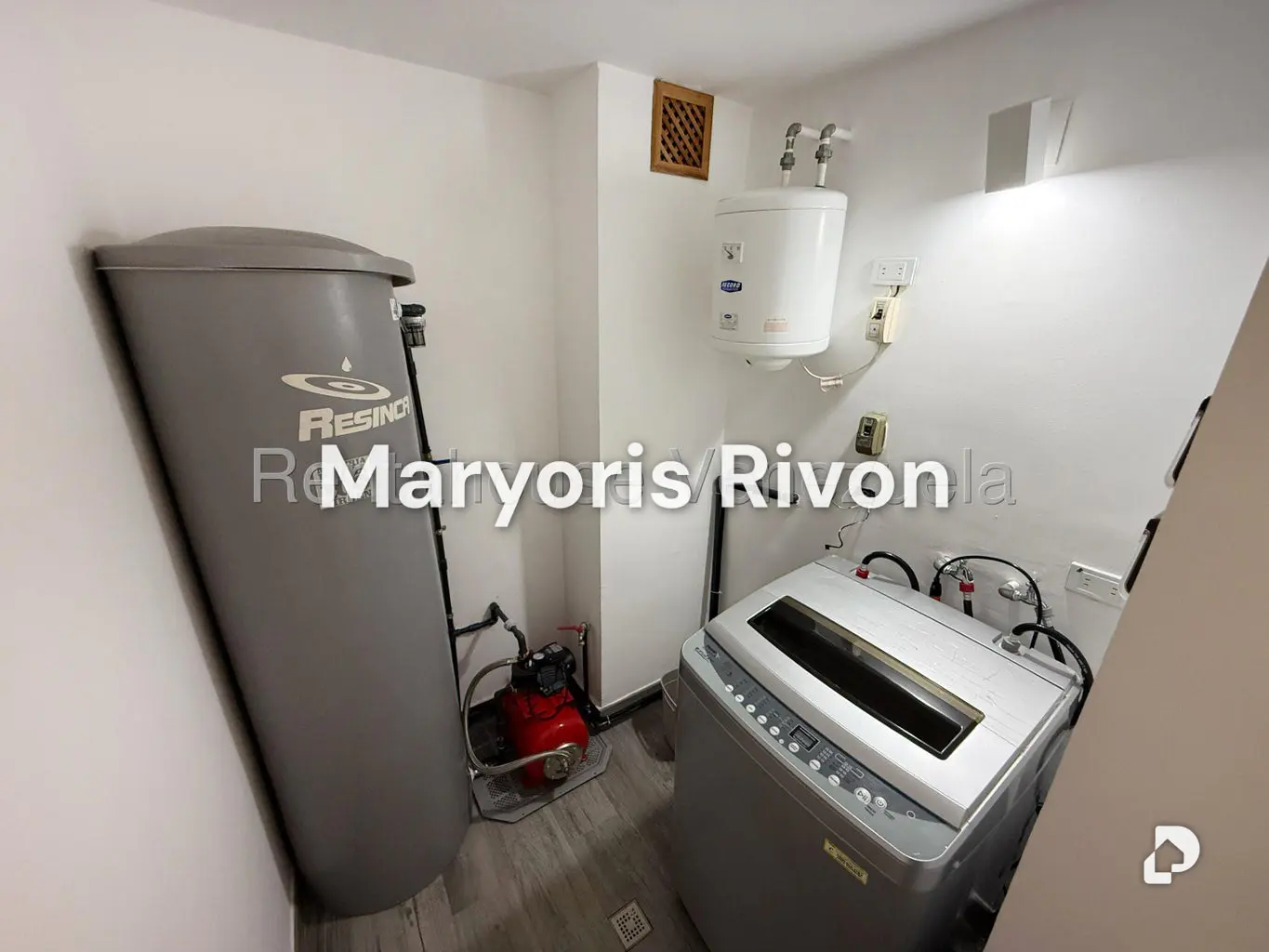 Apartamento en Colinas de La Tahona, Caracas – 18