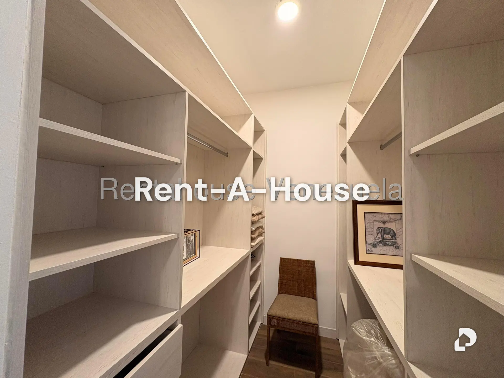 Apartamento en Los Naranjos de las Mercedes, Caracas – 11