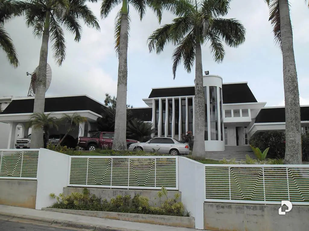 Casa en La Lagunita Country Club, Caracas