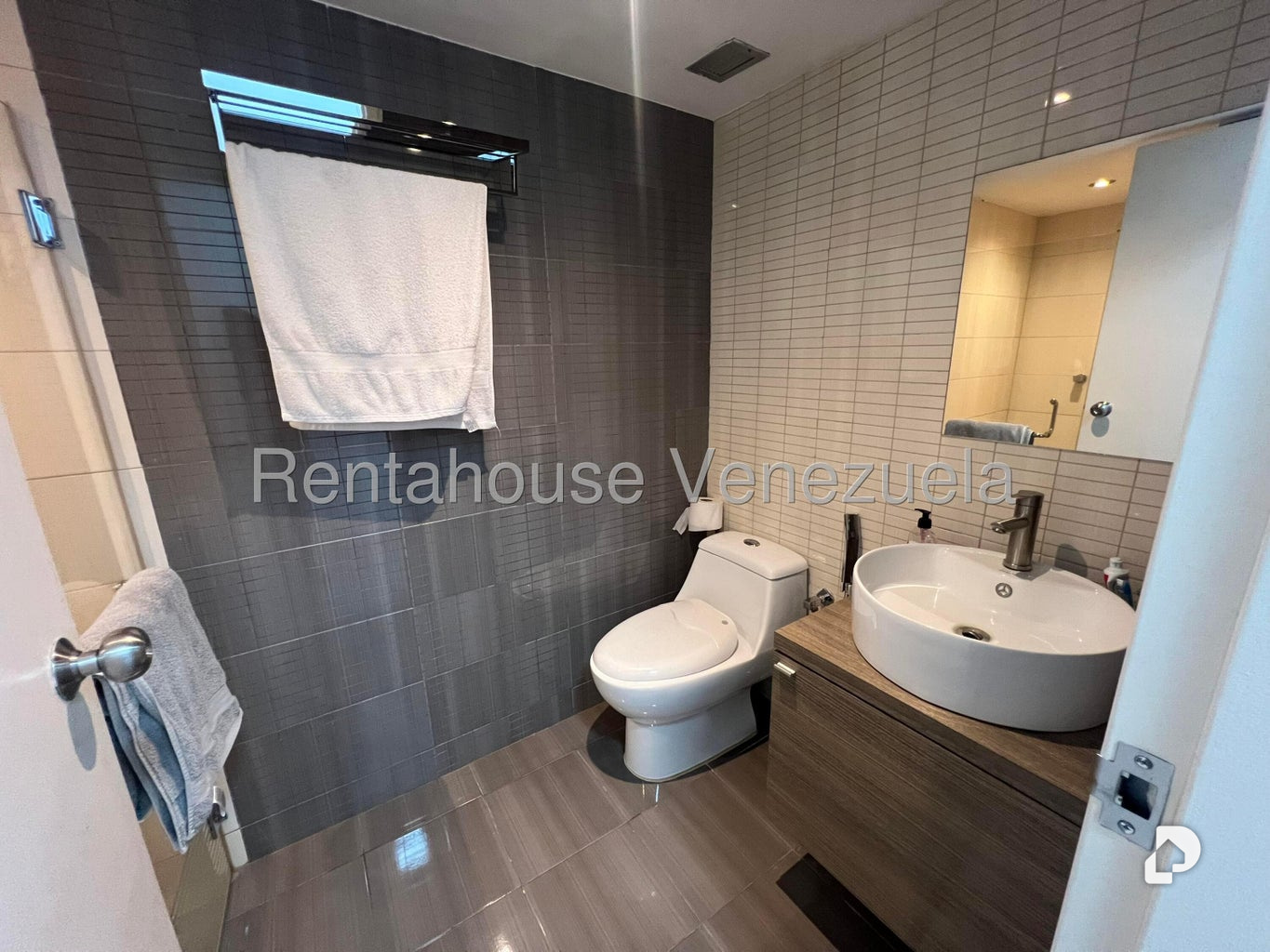 Apartamento en San Bernardino, Caracas – 18