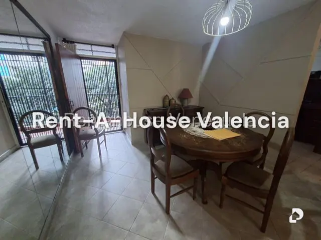 Apartamento en Parroquia Urbana San José, Valencia – 23