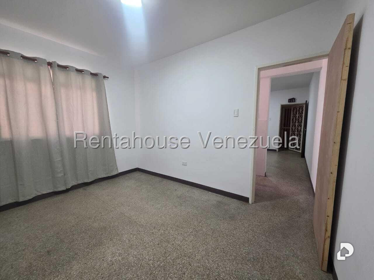 Apartamento en Lebrun, Caracas – 10