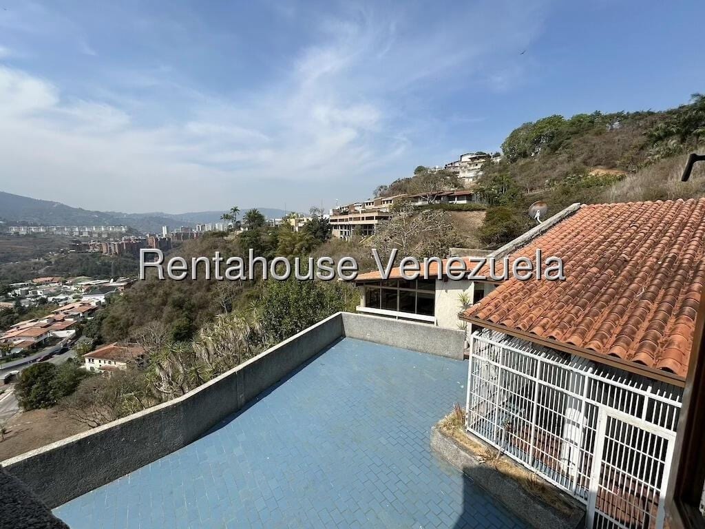 Casa en Santa Paula, Caracas - 1
