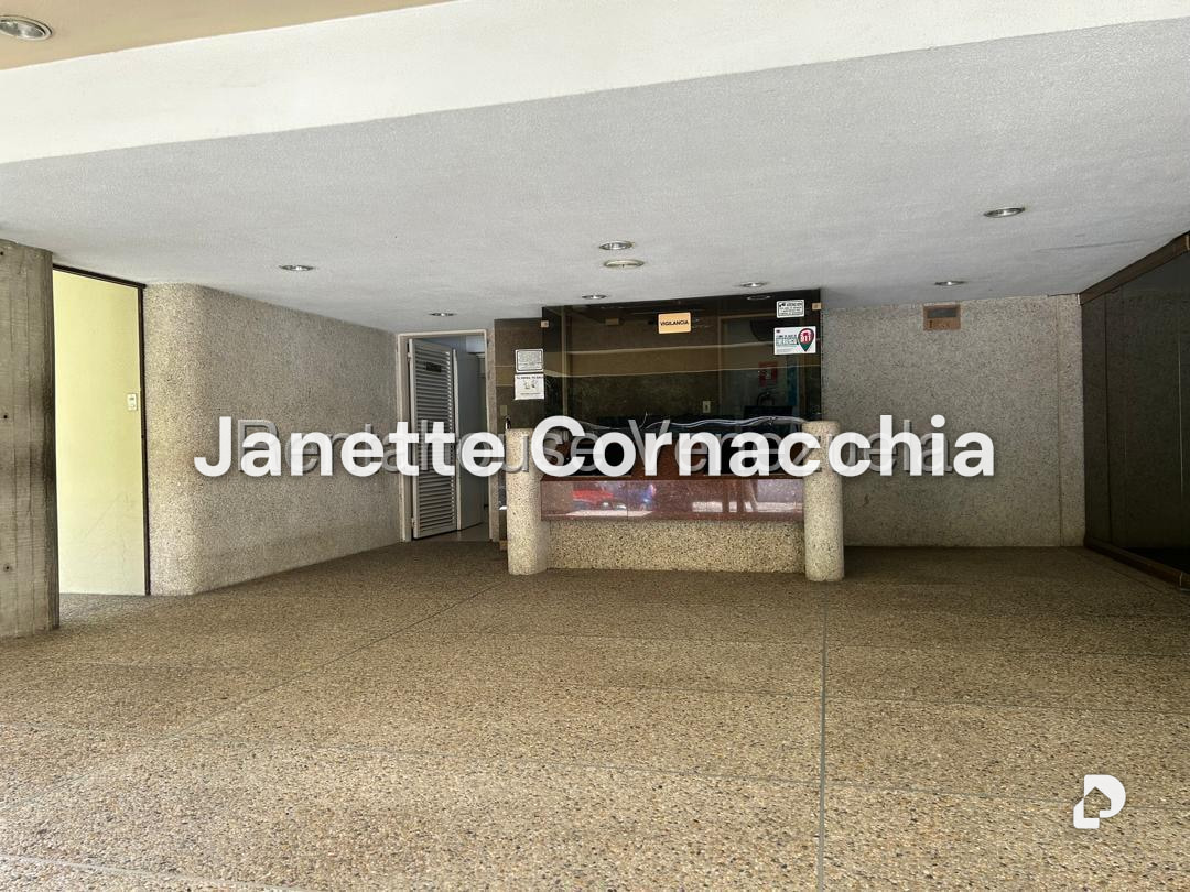 Apartment in Colinas de La California, Caracas – 3