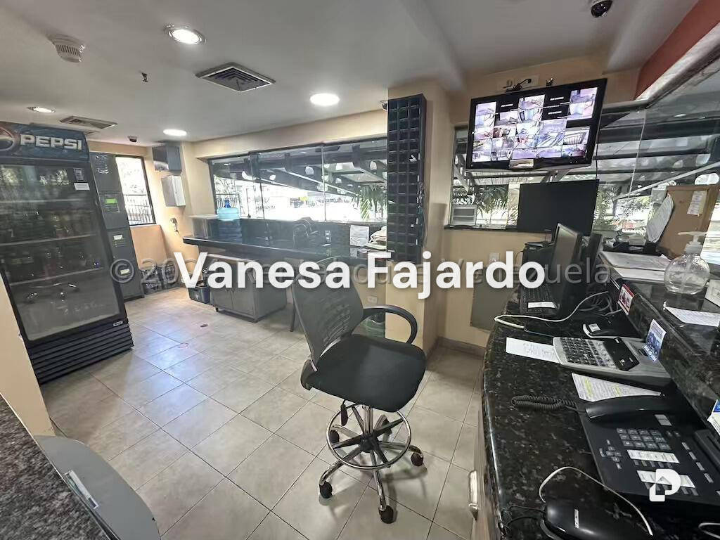 Edificio en Sabana Grande, Caracas – 4