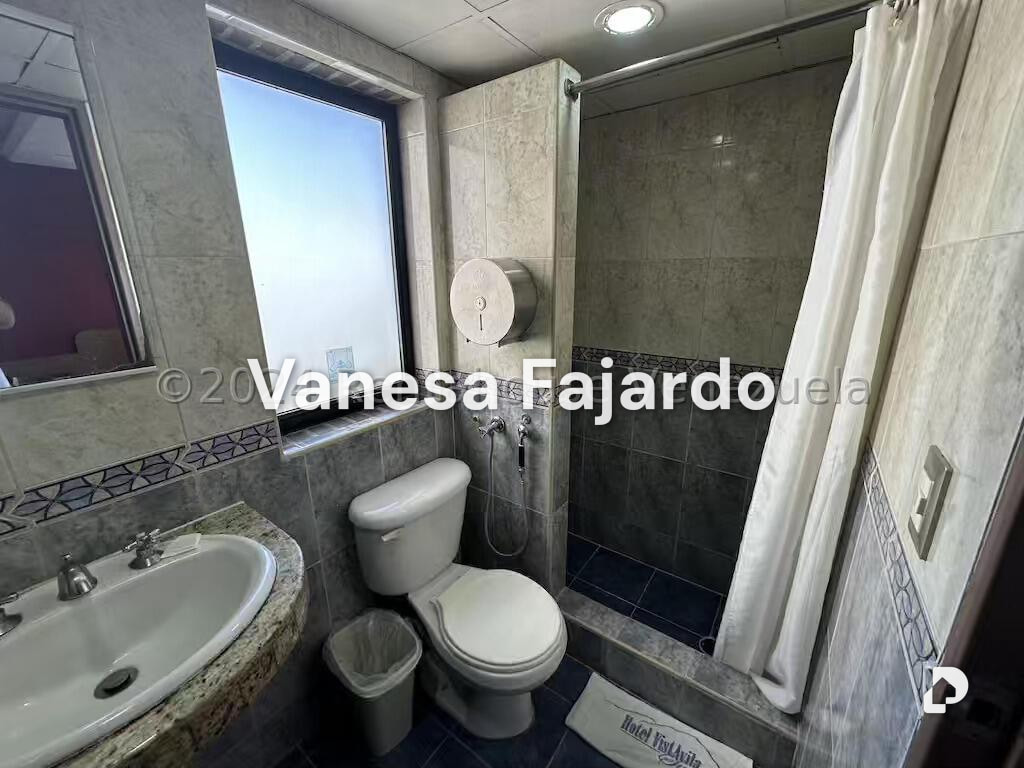 Edificio en Sabana Grande, Caracas – 22