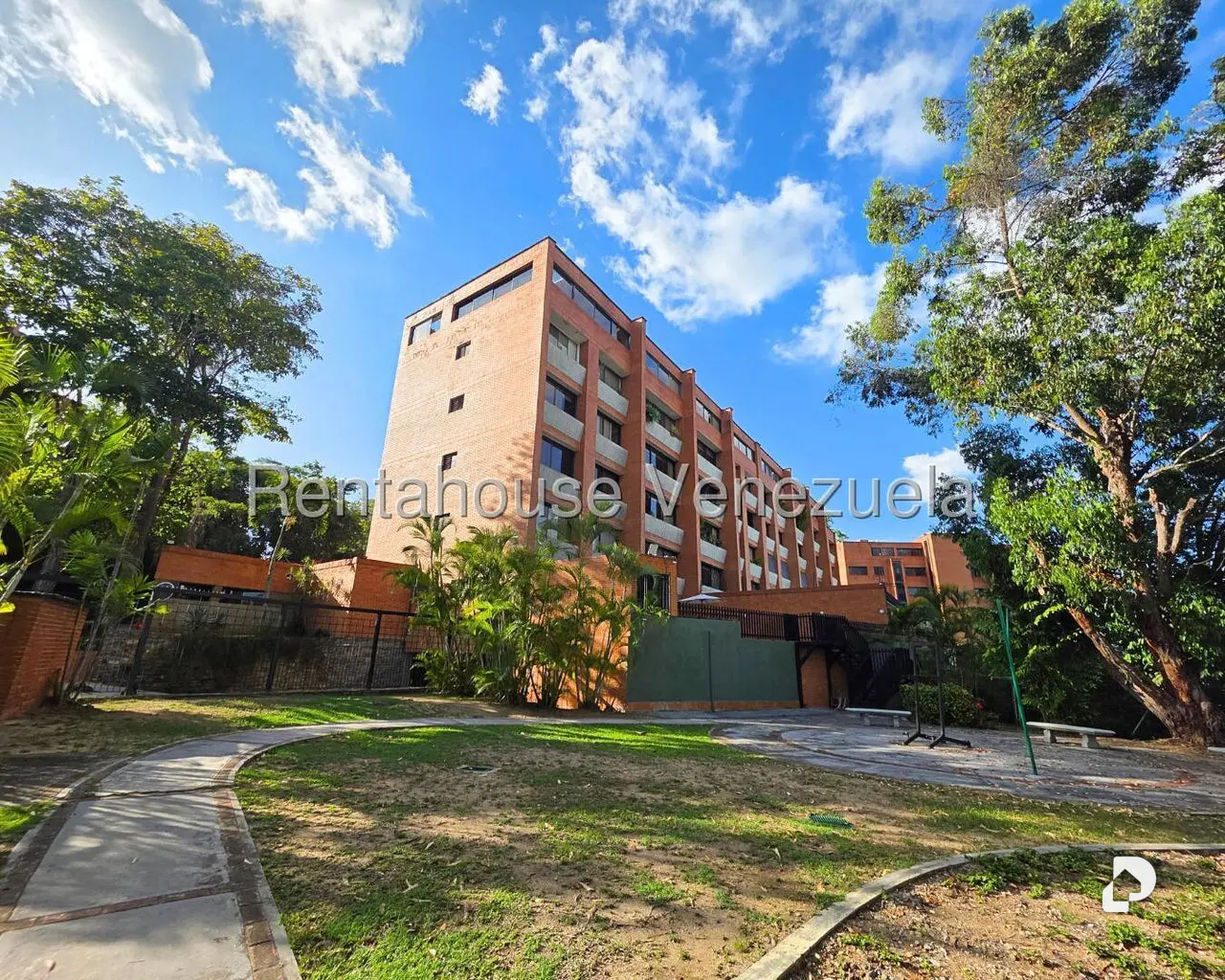 Apartamento en Colinas de Valle Arriba, Caracas – 19