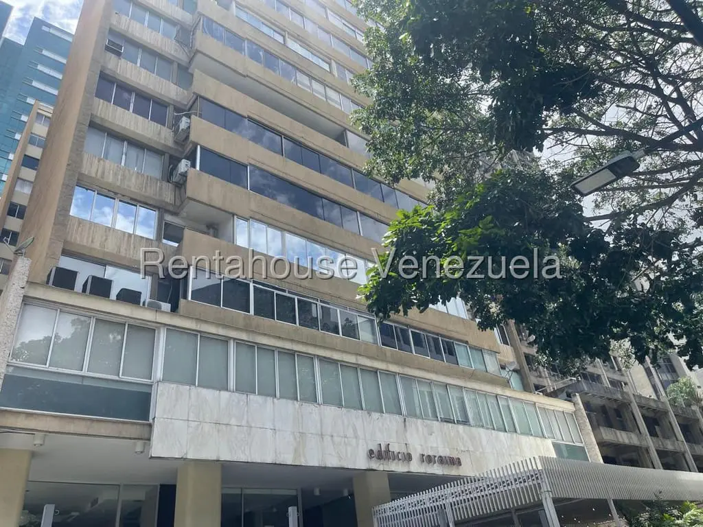 Office in El Rosal, Caracas - 1
