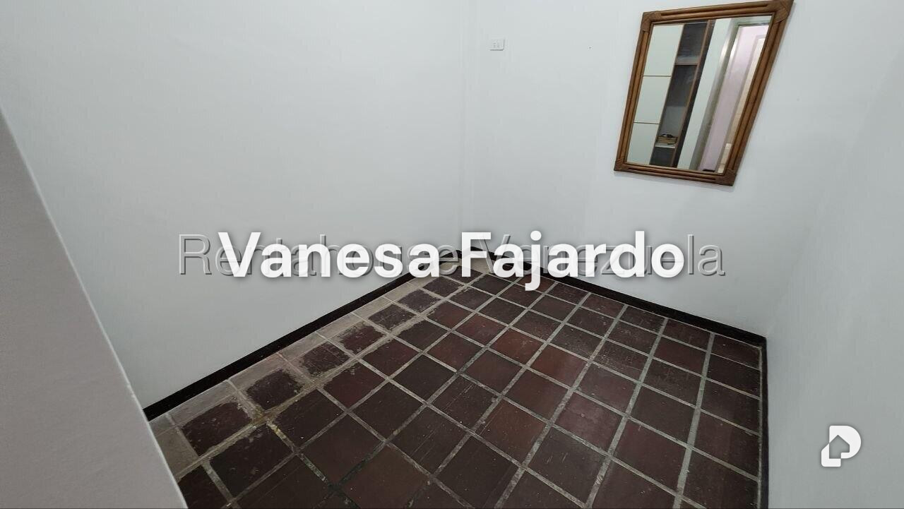 Casa en Los Naranjos (del Cafetal), Caracas – 23