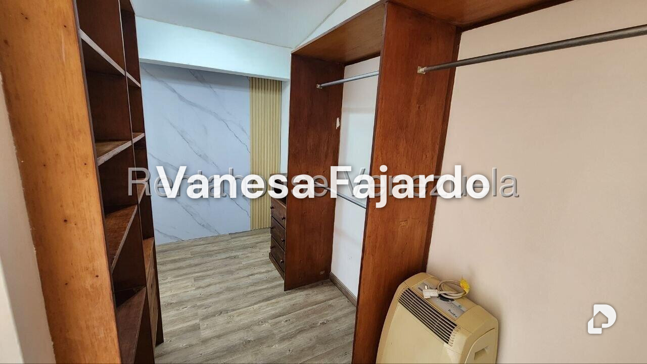 Casa en Los Naranjos (del Cafetal), Caracas – 15