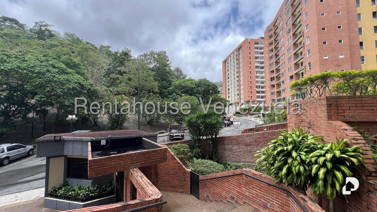 Apartamento en Lomas del Avila, Caracas – 2