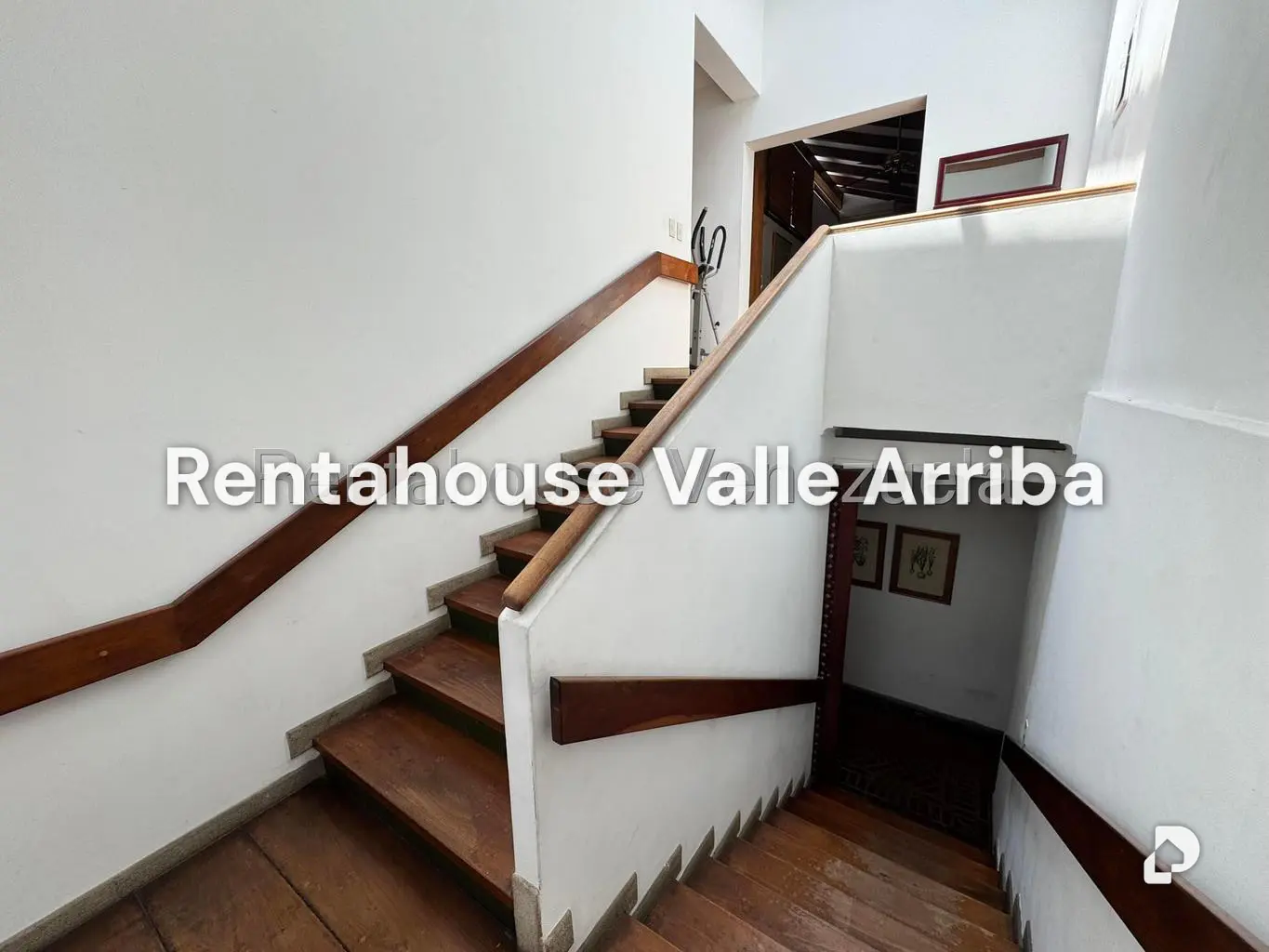 Casa en Los Palos Grandes, Caracas – 16