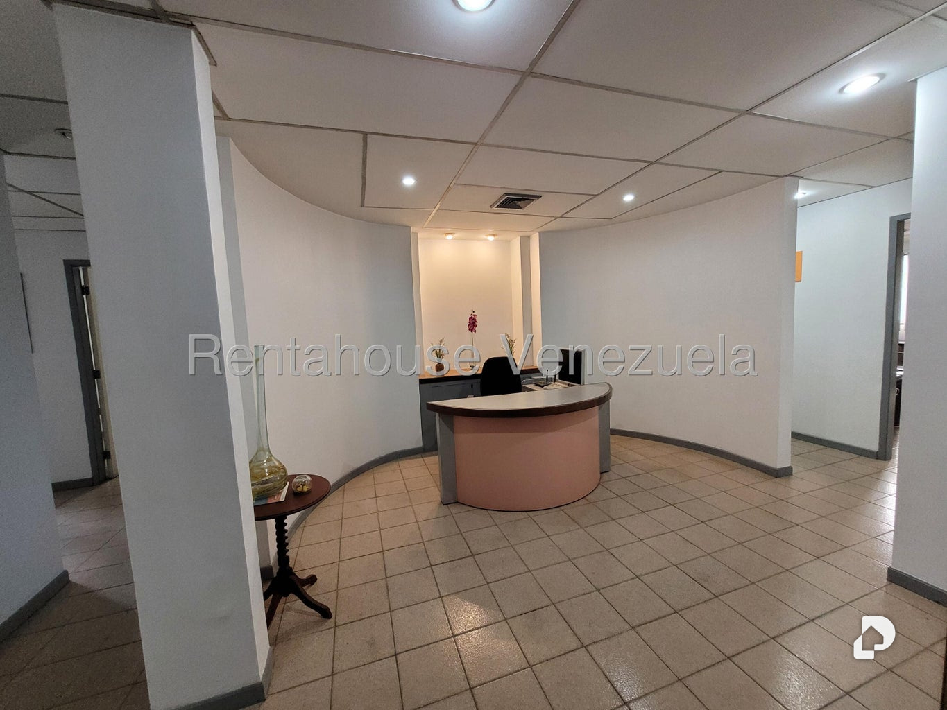 Local comercial en Parroquia La Candelaria, Caracas – 3