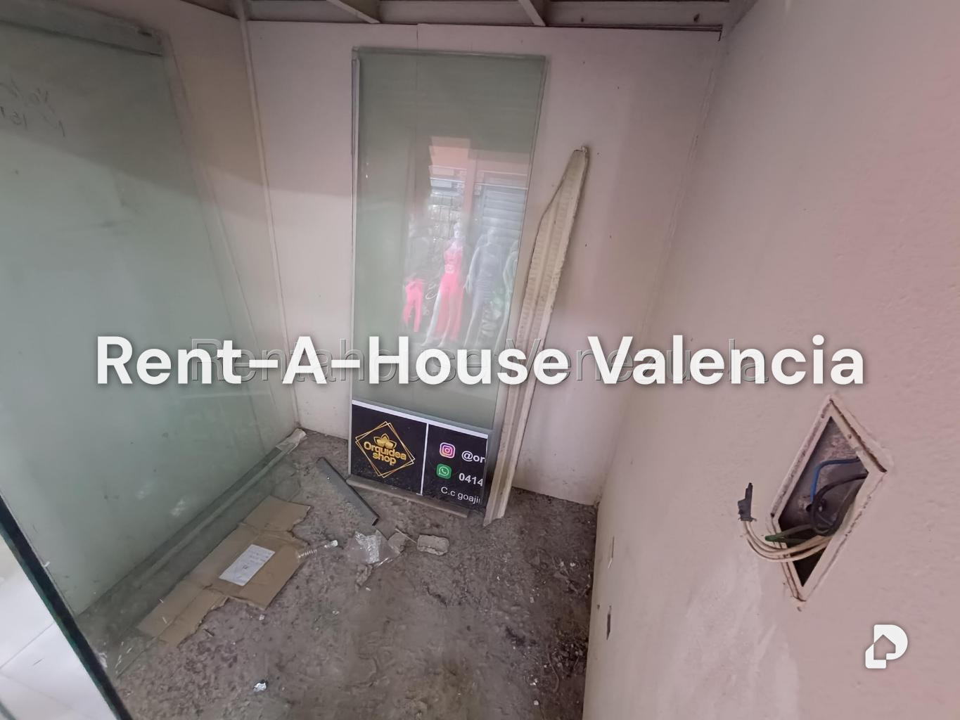 Local comercial en Santa Rosa, Valencia – 4