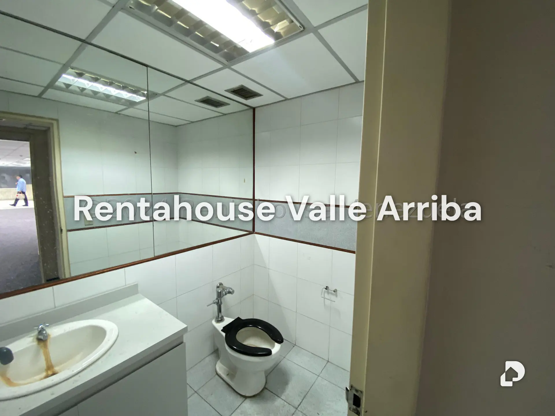 Local comercial en San Bernardino, Caracas – 14