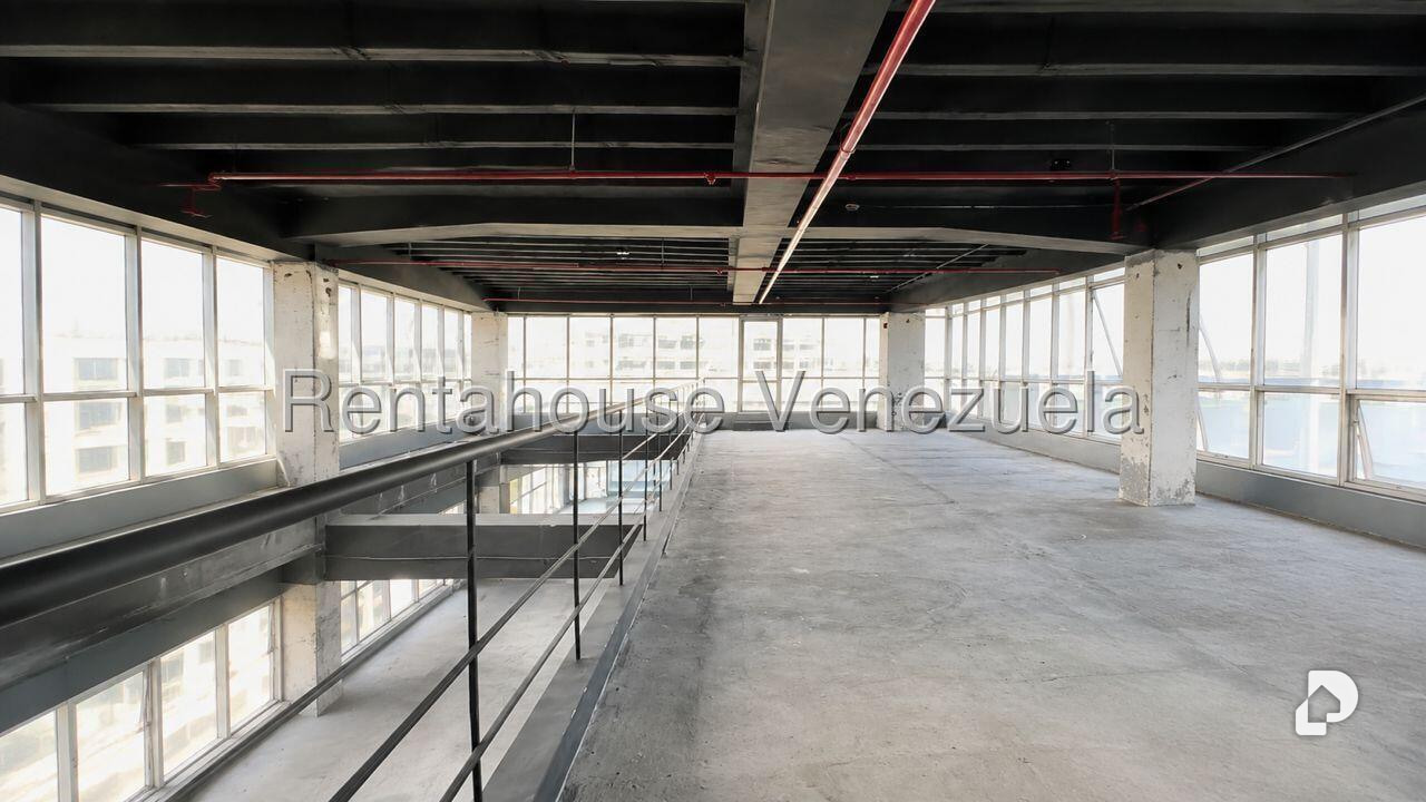 Local comercial en Santa Paula, Caracas – 5
