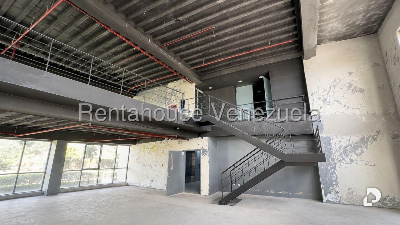 Local comercial en Santa Paula, Caracas – 4