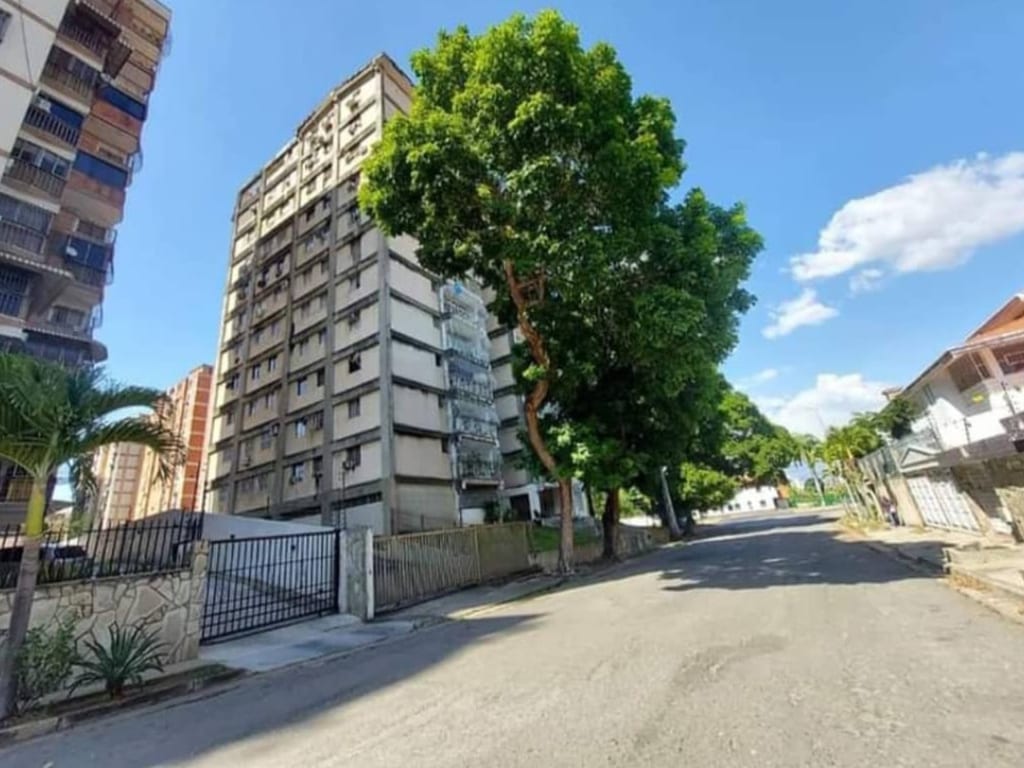 Apartamento en Los Nisperos, Valencia - 1