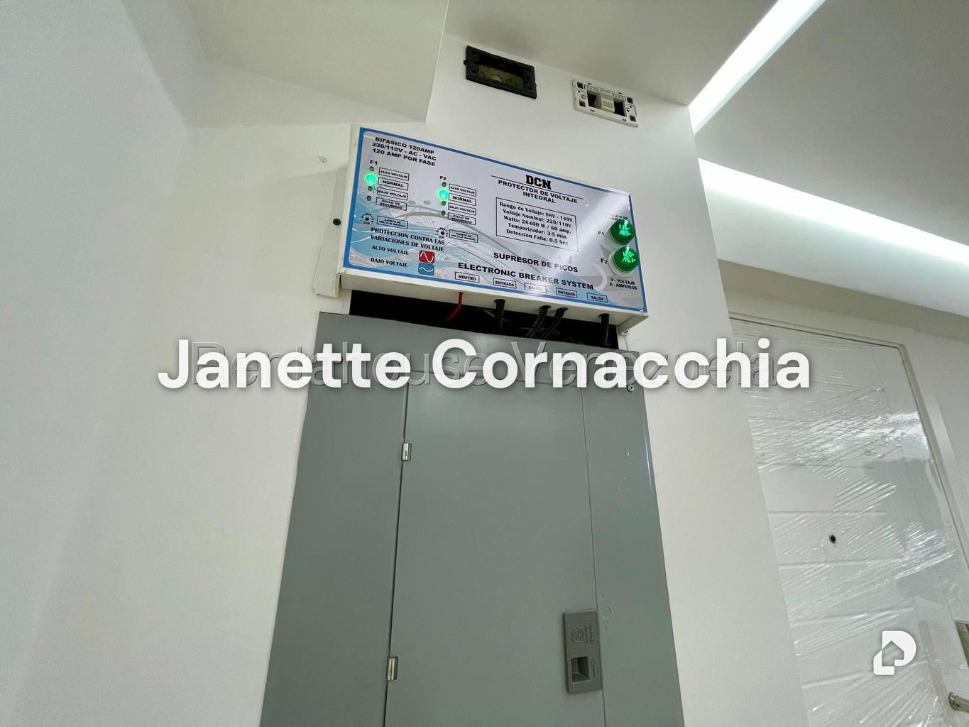 Apartamento en El Rosal, Caracas – 18