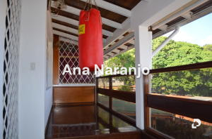 Casa en Alto Prado, Caracas – 24
